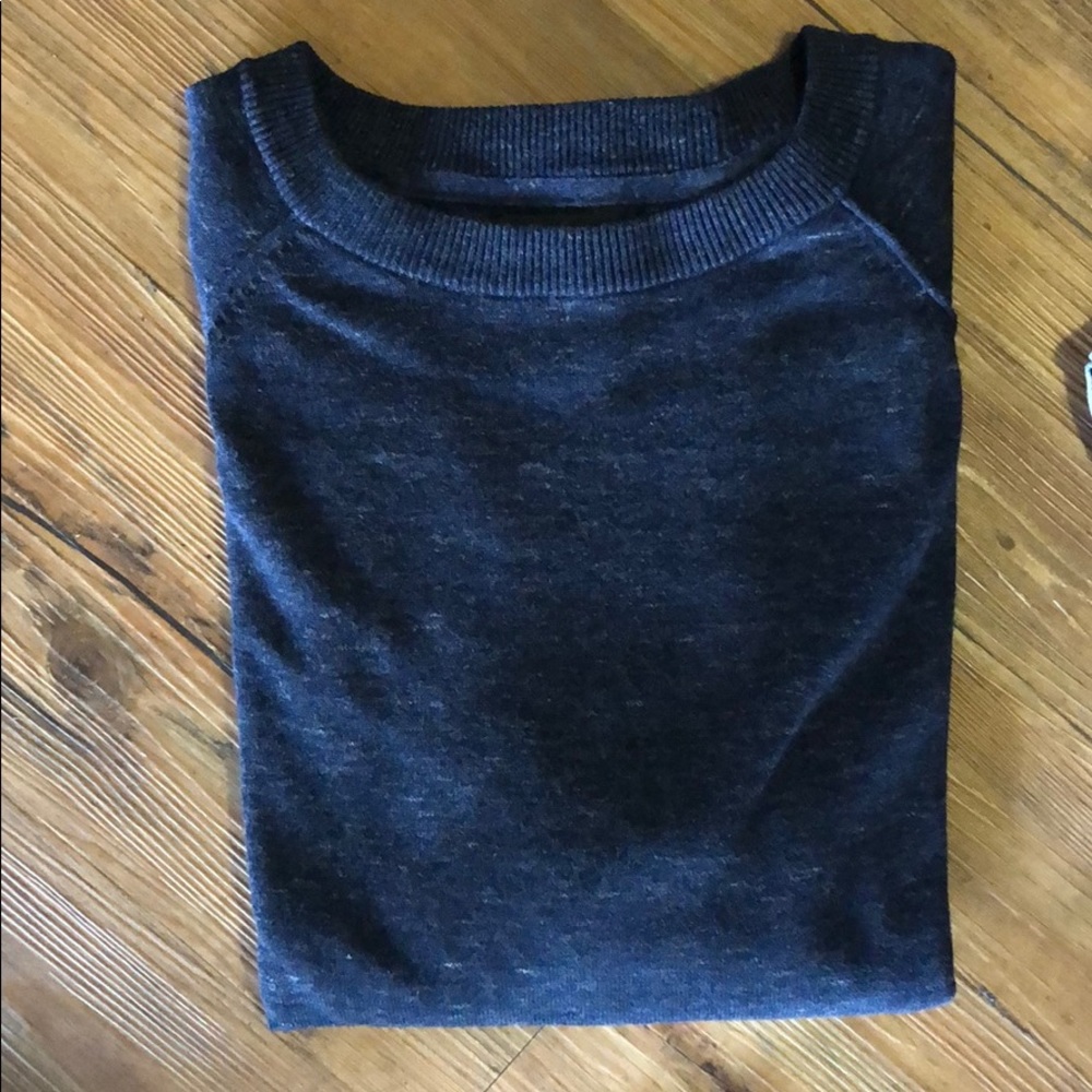 Blue sweater - Picture 2 of 3